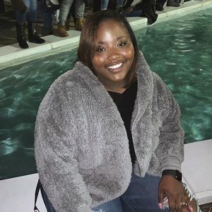 Meet your Posher, Halle